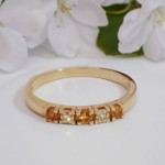 Diamantring i gult gull 14kt med citrin og 0,013 ct W-Si - COC00376c