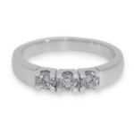 Iselin alliansering i hvitt gull med diamanter - 8503015