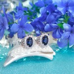 Diamantøredobber i gull 14 kt med 0,21 ct TW-SI og safir - coc3070784sf