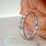 Iselin alliansering i hvitt gull med 3 diamanter - 8503010