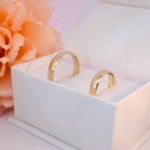 Giftering i gult gull 14kt, 4 mm, modell 167. RUBIN - 1240