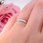 Giftering i platina 950, 3 mm. RUBIN modell 167 - 1030