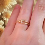 Gullring i 14kt gult gull med zirkonia - 50006221050