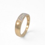 Gullring med zirkonia -BUR593818