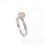Forlovelesring med rosa Lab Grown diamant 0,70ct VS1. Leticia - 2510041222LG