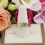 Diamantring i gult gull 0,04 ct W-Si med edelstener- Bur560797