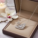 Swarovski smykke Dancing Swan necklace Swan, White, Rhodium plated - 5514421
