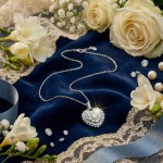 Swarovski smykker Hyperbola Heart, White, Rhodium plated - 5684386