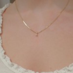 Diamantsmykke Sitara i gult gull med 0,05 ct W-Si-3221050