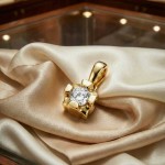 Diamantsmykke Evita i gull med 0,15 ct W-Si-503150