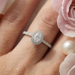 Halo diamantring med oval diam. 0,40 carat TW-SI - GAoval040