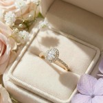 Halo diamantring  med oval diam. 0,40 ct  River (E)-Si1 (+0,13 ct) - VDA181XA040