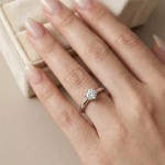 Diamantring forlovelsesring 1 ct i 14kt gull. Diona - 18001100