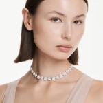 Swarovski collier Ariana Grande x Swarovski necklace Round cut, Flower, White, Rhodium plated - 5749179
