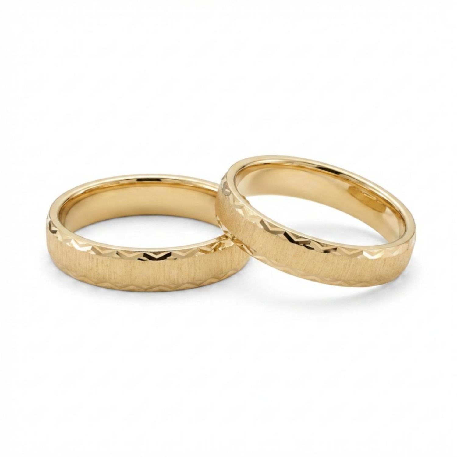 Gifteringer i serien Deg&Meg  i  585 gult gull, 4 mm. ESPELAND - SE123GU40