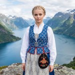 Sølje i oksidert sølv med ringløv, Trønderbunad - T08-OX