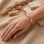 Armbånd gull. Classic armring buet profil, gult gull 14 kt, 10 mm - 01GU1065