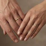 Gifteringer i gult gull 14 kt 2,5 mm med diamant - 48043110