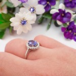 Diamantring i hvitt gull med 0,11 ct TW-Si og tansanitt- coc5070911