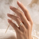 Forlovelsesring i gult gull med Oval Lab Grown diamant i 0.74 ct og River (E) -VVS1 - 18007070LGgg-Oval