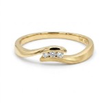 Gullring med 3 zirkonia stener - coc5000326